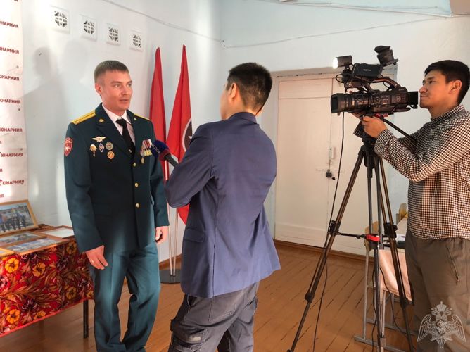 Департамент по взаимодействию со СМИ, пресс-службы округов и территориальных органов Росгвардии поздравляют коллег-телевизионщиков с профессиональным праздником