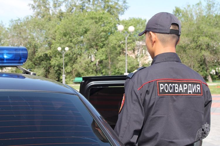 В Туве росгвардейцами задержан гражданин, находившийся в федеральном розыске 