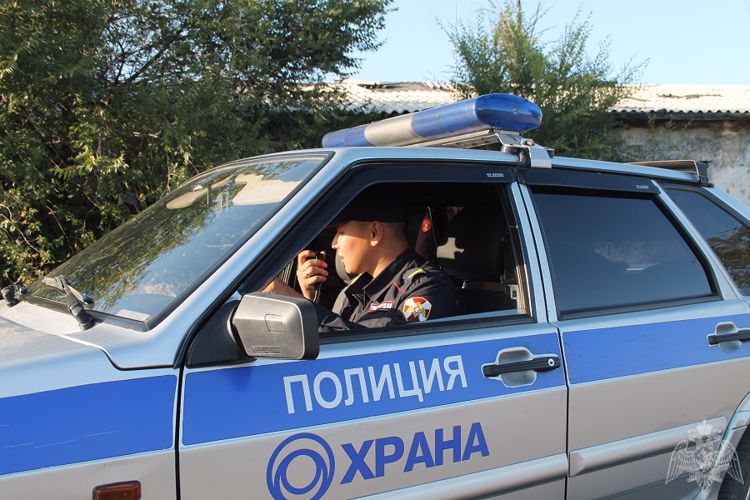 В Кызыле сотрудники Росгвардии задержали подозреваемого в причинении тяжкого вреда здоровью знакомому