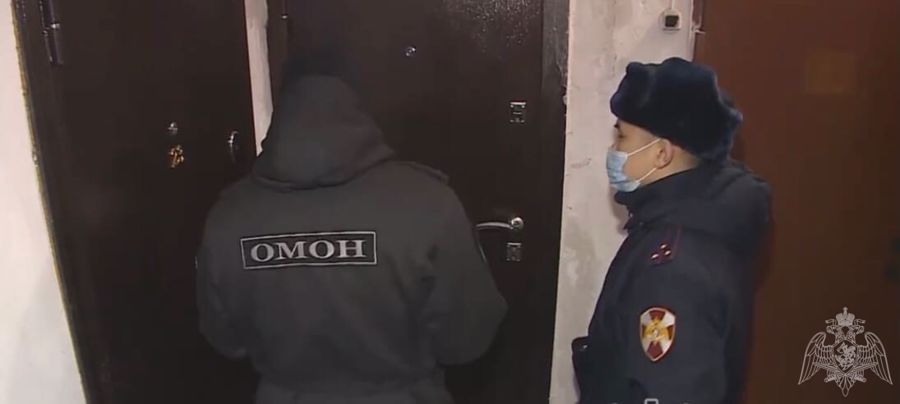Росгвардия Тувы проводит рейды по владельцам оружия, не соблюдающим сроки перерегистрации разрешительных документов