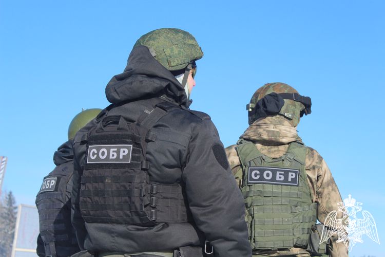При содействии СОБР Росгвардии задержан находящийся в федеральном розыске житель Тувы