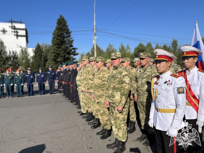 Росгвардейцы приняли участие в торжественном мероприятии, посвященном Дню памяти тувинских добровольцев