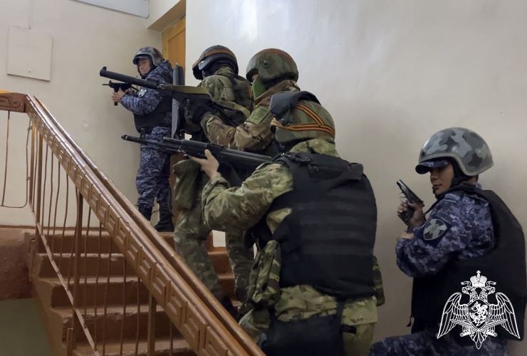 Росгвардейцы провели учебные тренировки на охраняемом объекте