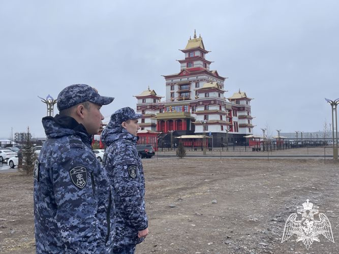 Росгвардия обеспечила безопасность церемонии открытия самого крупного буддийского храма в России