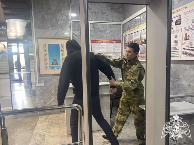 Росгвардия Тувы проверила антитеррористическую безопасность Национального музея Тувы