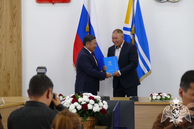 Росгвардеец отмечен благодарностью Главы Тувы
