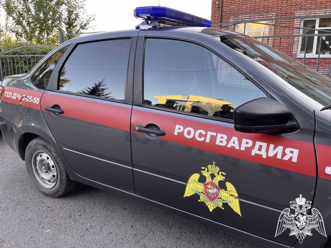 Сотрудники Росгвардии приняли участие в тактической тренировке в г. Кызыле в преддверии выборов
