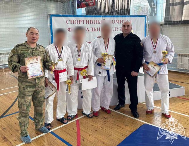 Росгвардейцы Тувы выиграли чемпионат по рукопашному бою сибирского округа войск национальной гвардии Российской Федерации