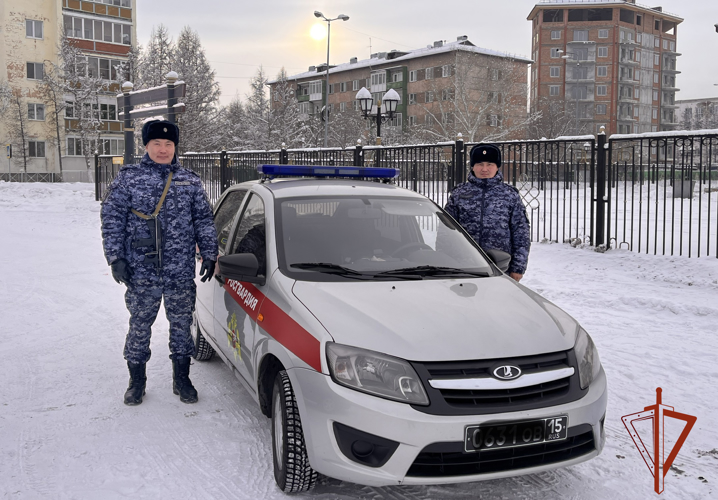 Росгвардейцы разыскали находящуюся в розыске за неуплату алиментов кызылчанку