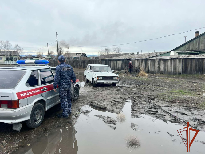 Шагонарские росгвардейцы задержали угонщика автомобиля