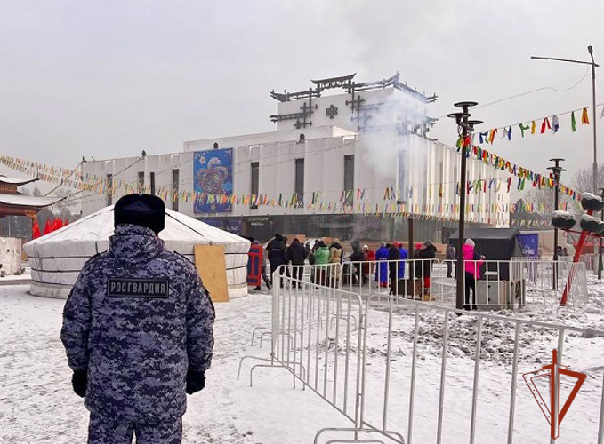 Росгвардия обеспечила безопасность национального Нового года Шагаа в Туве