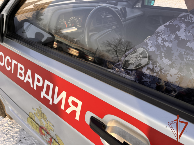 Кызылские росгвардейцы задержали подозреваемого в хранении наркотических веществ 