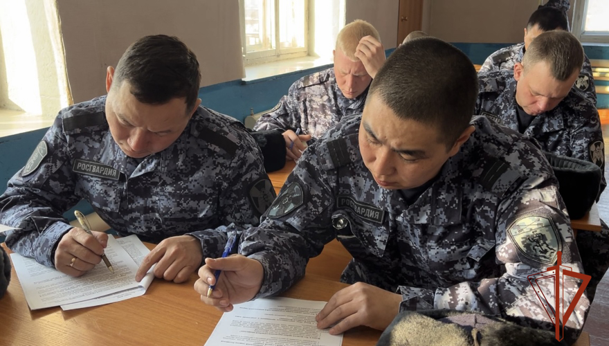 В Туве прошёл региональный этап Всероссийского конкурса профессионального мастерства среди сотрудников вневедомственной охраны Росгвардии