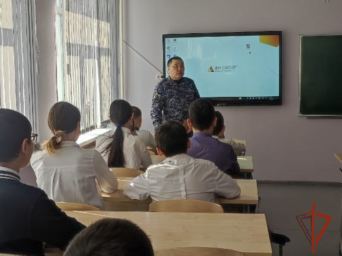 Росгвардия провела инструктаж по пожарной безопасности для кызылских школьников