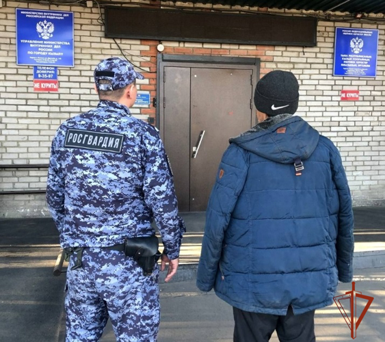 Росгвардейцы задержали находящегося в федеральном розыске жителя Барун-Хемчикского района