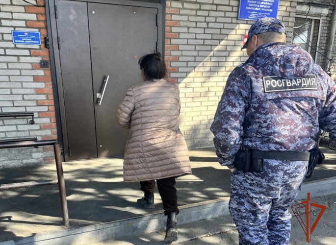 Росгвардейцы Тувы задержали женщину, которая находилась в розыске 