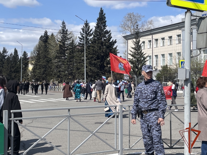 Сотрудники Росгвардии обеспечили безопасность Первомая в Туве