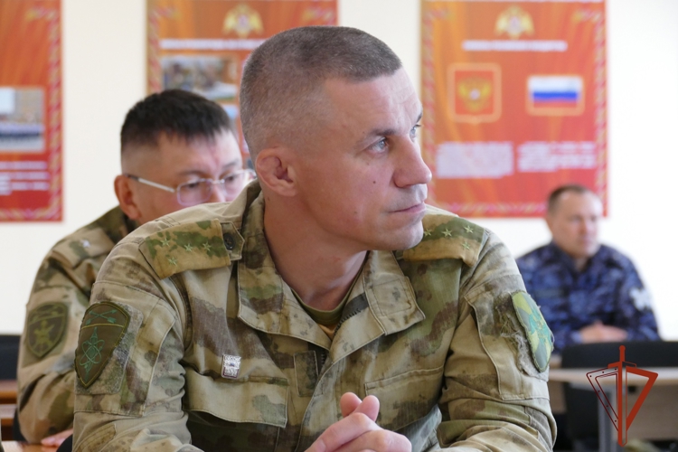 В Туве завершились учебно-методические сборы с начальниками физической подготовки и спорта Сибирского ордена Жукова округа Росгвардии