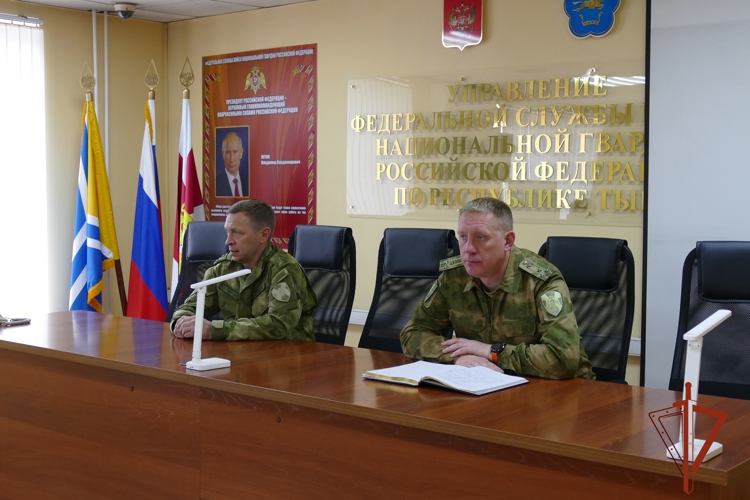 В Туве завершились учебно-методические сборы с начальниками физической подготовки и спорта Сибирского ордена Жукова округа Росгвардии