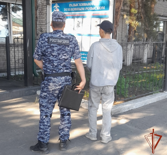 Кызылские росгвардейцы задержали угрожавшего убийством мужчину