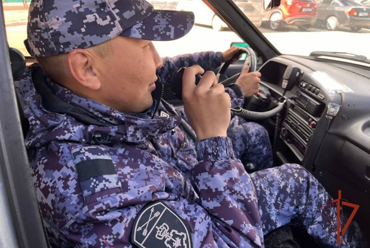 Экипаж Росгвардии задержал подозреваемого в причинении тяжкого вреда здоровью