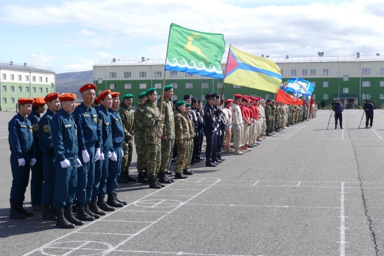 Военнослужащие Росгвардии Тувы обеспечили проведение регионального этапа игры «Зарница 2.0»
