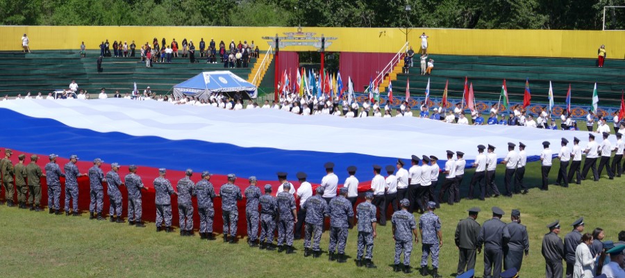 В Туве Росгвардия приняла участие в патриотической акции ко Дню России