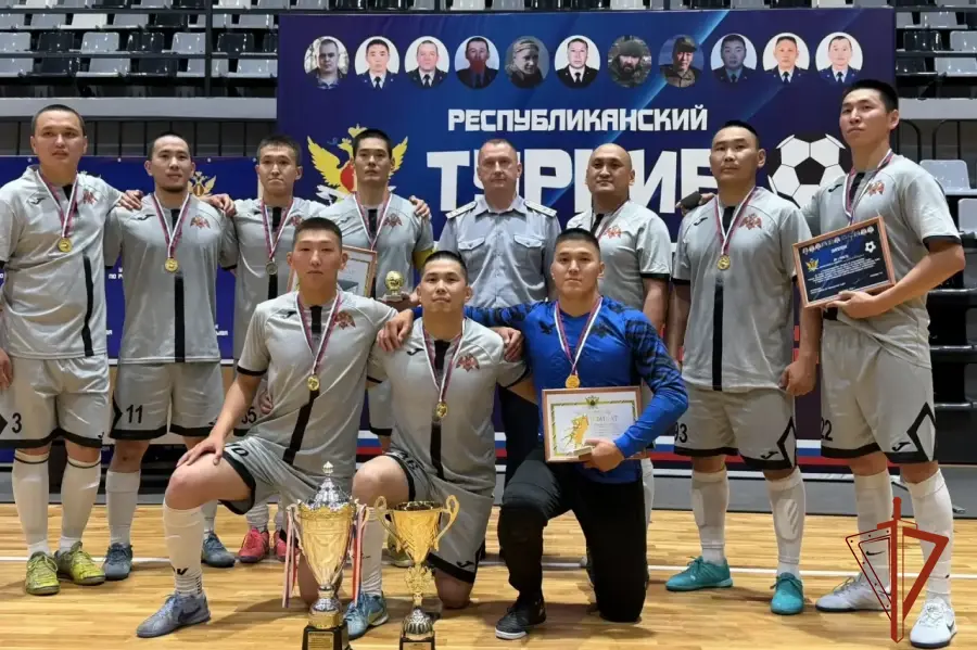 Команда Росгвардии стала чемпионом турнира по мини-футболу в Кызыле