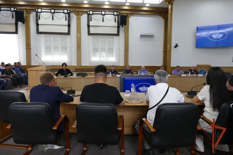 Врио начальника Управления Росгвардии по Республике Тыва Александр Новоселов принял участие в объединенной пресс-конференции правоохранительных органов  по розыску пропавших детей