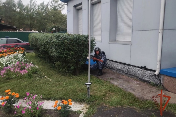 В Туве росгвардейцы провели тренировку на охраняемом объекте 