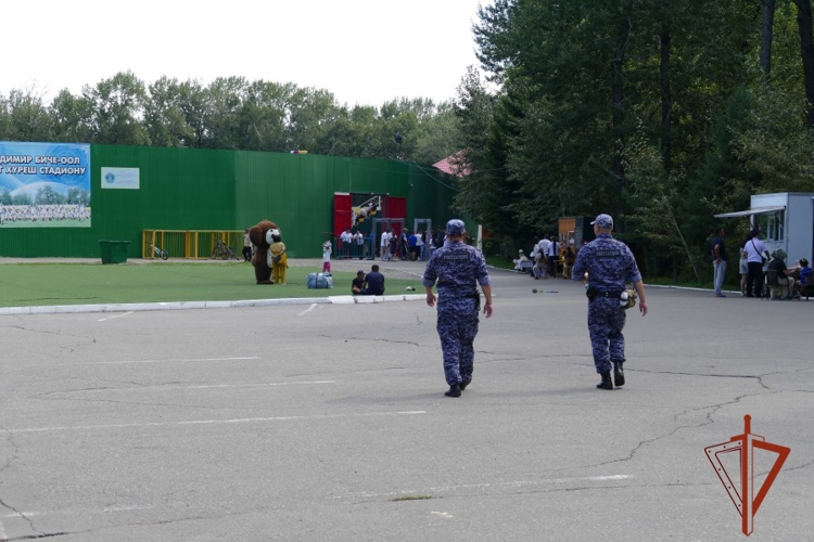 В Туве Росгвардия обеспечила безопасность во время празднования Дня республики