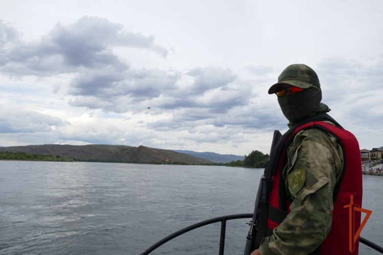 Росгвардия обеспечивает безопасность граждан на открытии IV Международного буддийского форума в Кызыле
